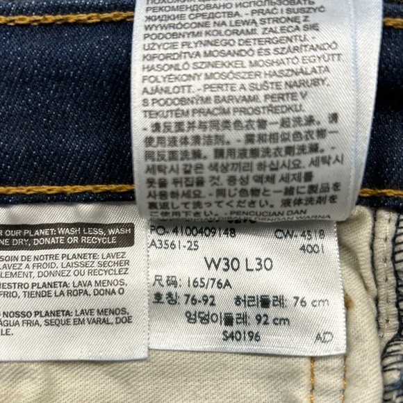 Levi 569 Jean Bundle Size 30w x 30L - Picture 7 of 7